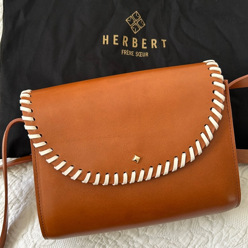 EUC Herbert Frère Soeur Arya Le Line Bag. Direct from Paris. Used once.